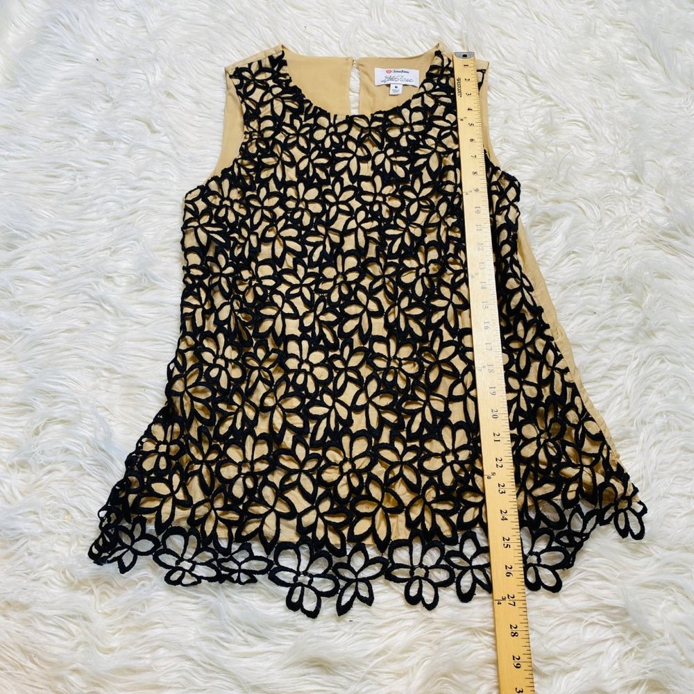 Neiman Marcus Lela Rose Crochet Floral Lace Sleeveless Women's Top Size Medium - Picture 5 of 11